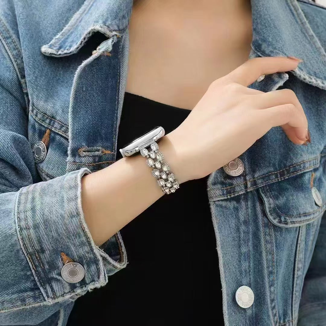 Luxury Bling Diamond Apple Watch Band – Adjustable Alloy Bracelet | Showcase Silver