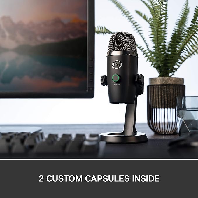 USB microphone compatible with Windows and macOS, perfect for high-quality recordings and live streaming.