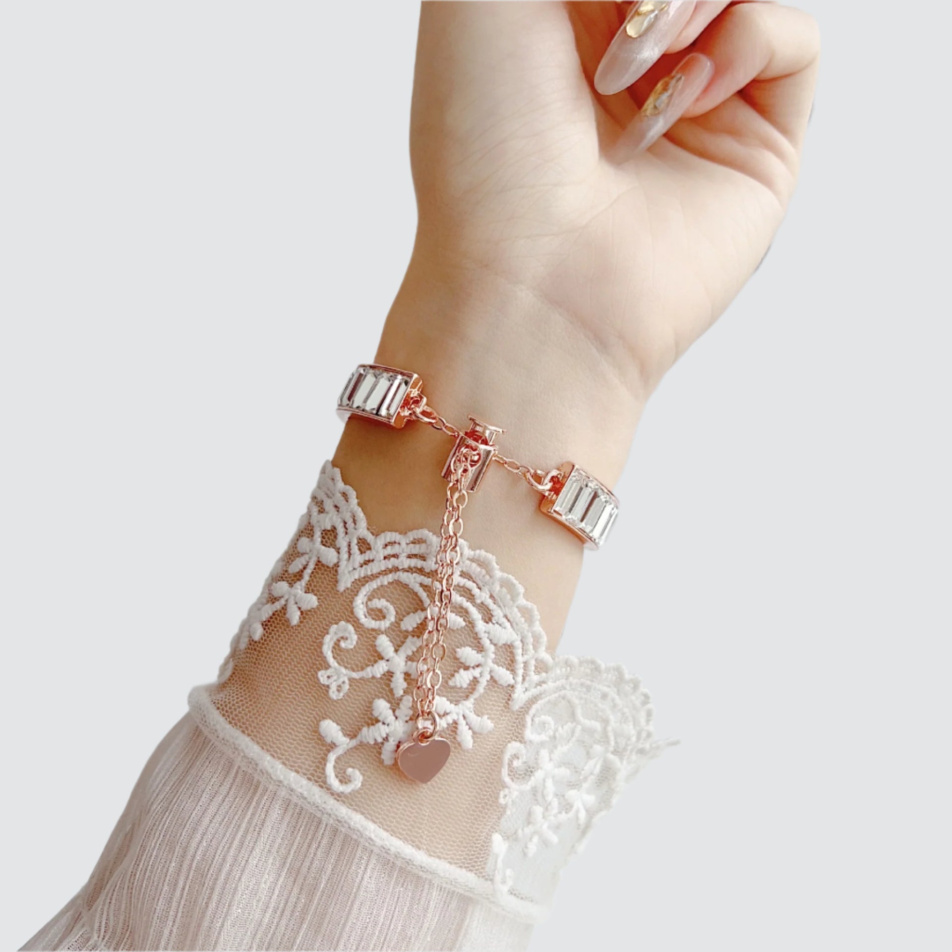 Crystal Bling Metal Strap for Apple Watch – Rhinestone Bracelet | Show